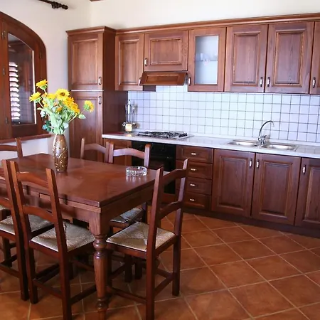 Aparthotel Sikelios