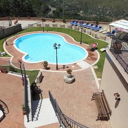 Sikelios Aparthotel Cefalu