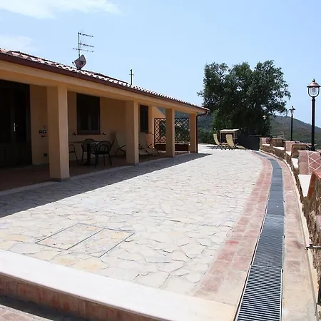 Aparthotel Sikelios Cefalu
